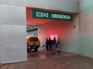 Homem reage a abordagem policial e acaba baleado no Alto do Cruzeiro