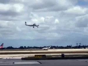 Sem saber pilotar, passageiro pousa avião após comandante passar mal