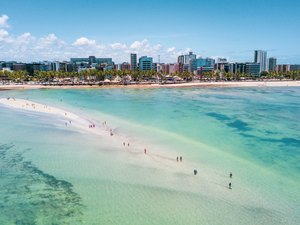 Maceió é o 4º destino nacional mais procurado para o feriado de Corpus Christi, segundo a Decolar