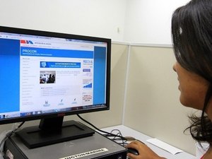 Procon orienta consumidor sobre como fazer reclamação de produtos ou serviços