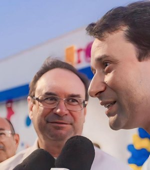 'Educação precisa ser democrática e universal”, afirma deputado Daniel Barbosa