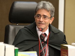 TJ determina que servidores da Educação retornem às atividades