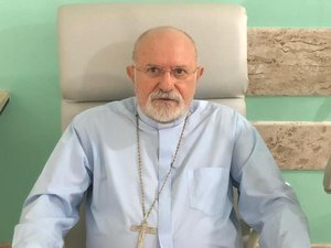 Dom Antônio Muniz é transferido para Recife após complicações de saúde