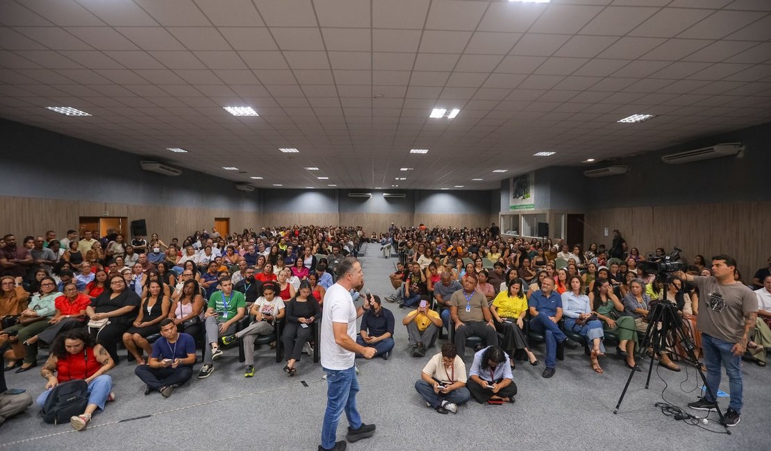 Renan Filho defende ampla frente política para as eleições de 2026