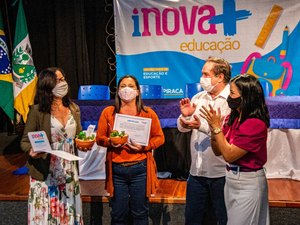 Diretores e escolas e creches de Arapiraca recebem Prêmio Gestor Excelência