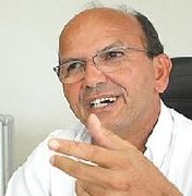 Ex-prefeito Cicero Cavalcante é condenado por improbidade administrativa