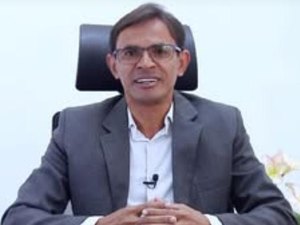 Prefeito Marcos Silva 'dribla crise' e concede reajuste salarial para servidores da educação