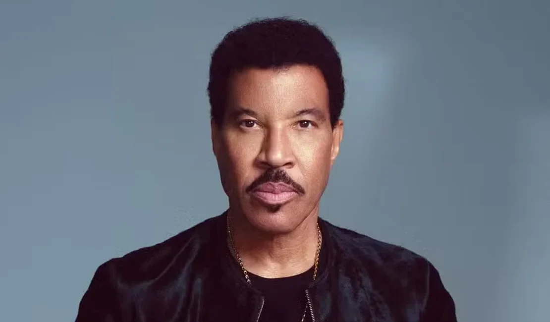 Lionel Richie é internado na UTI após show, diz site