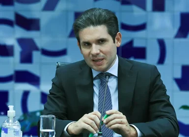 Câmara pauta MP da tarifa de energia gratuita para 18 milhões