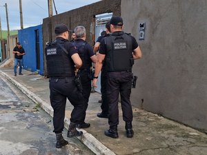 Operação Comando Vermelho cumpre mais de 60 mandados contra facção que atua em Maceió e Marechal