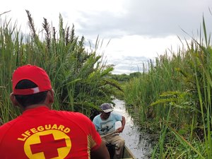 Bombeiros encontram corpo boiando em barragem no município de Delmiro Gouveia