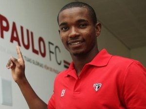 Thiago Mendes exalta ida ao São Paulo e demonstra alegria