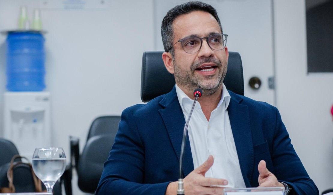 Governo de Alagoas antecipa folhas de novembro e dezembro e paga 13º salário