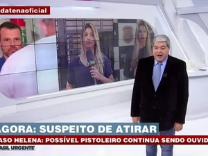 Homem passa na frente de câmera do Brasil Urgente e irrita Datena