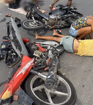 Colisão entre motocicletas deixa duas pessoas feridas em Delmiro Gouveia