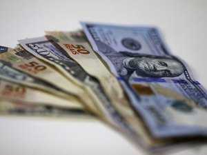 Banco Central intervém no disparo do dólar; moeda chegou a ultrapassa R$ 4,20
