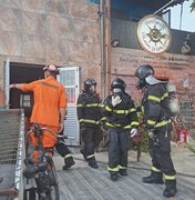 Incêndio atinge quarto de pousada na Pajuçara