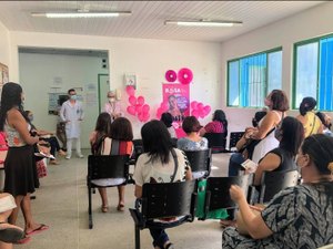 Outubro Rosa: unidades mobilizam usuárias com ações de prevenção