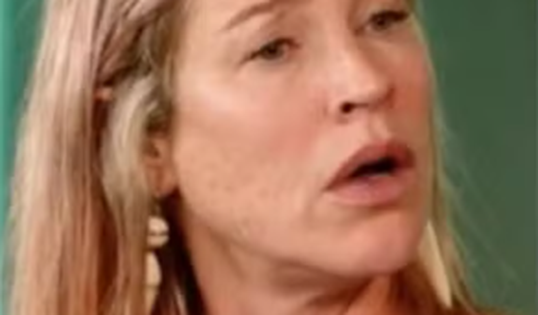 Luana Piovani volta a cobrar Pedro Scooby com reflexão: 'Dois meses tentando matar piolho'