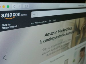 Amazon bane livros de 'cura gay' e conservadores cristãos protestam 