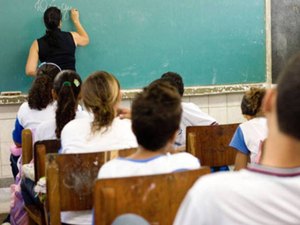 Educação paga rateio aos professores da rede estadual nesta sexta-feira (20)
