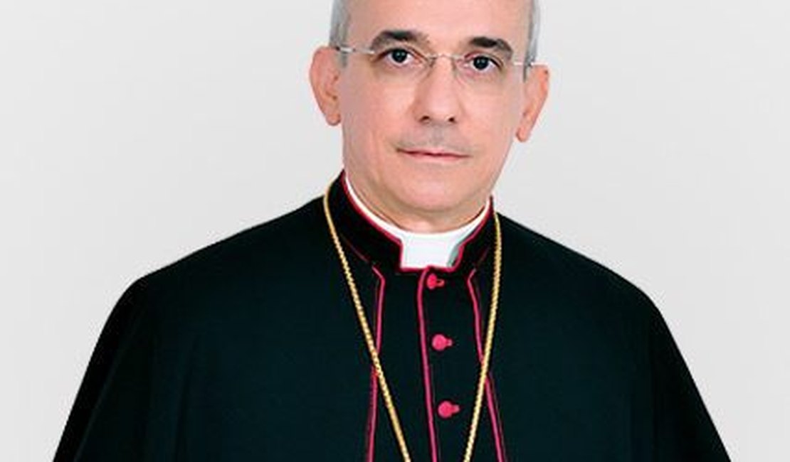 Prefeito Rui Palmeira decreta luto oficial em memória do bispo D. Henrique Soares