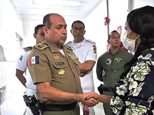 Comandante-geral da Polícia Militar de Alagoas vai à Aracaju para prestar apoio e solidariedade a policial acidentado