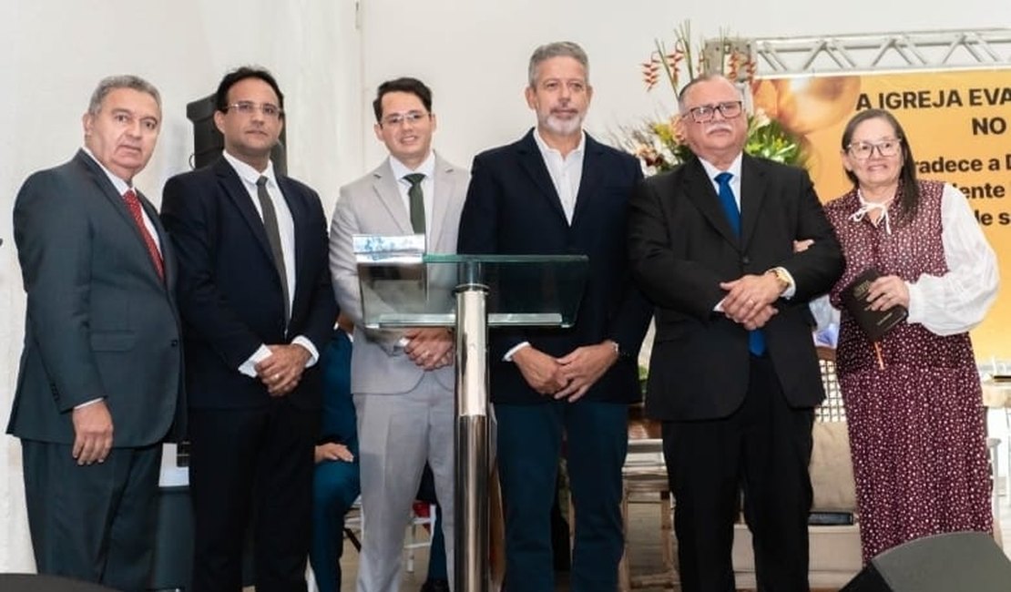 Arthur Lira ressalta trabalho de pastor José Orisvaldo 10 anos à frente da Assembleia de Deus