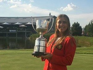 Golfista é encontrada morta em campo de golfe