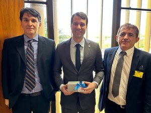 Deputado Daniel Barbosa se reúne com Sindifisco Nacional para discutir Reforma Tributária