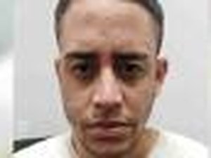 Jovem mata mãe com martelo, garfo e faca após “ouvir a voz do satanás”