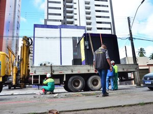 Prefeitura continua com reordenamento dos food trucks em Maceió