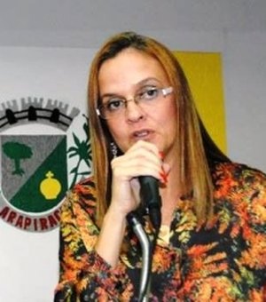 “Secretária se acha dona da saúde pública de Arapiraca”, diz vereador 