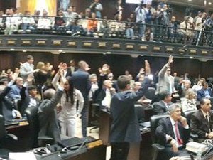 Assembleia da Venezuela declara “formalmente a usurpação” do governo