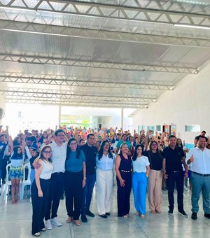 Ziane Costa inaugura reforma e ampliação da EMEB Dr. José Correia Filho