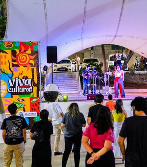 Primeira edição do Tardezinha Cultural movimenta Mercado do Artesanato e enaltece artistas arapiraquenses