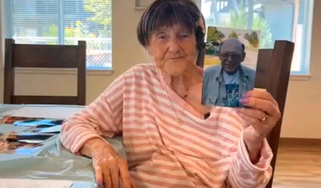 Irmãos separados em orfanato se emocionam em reencontro após 80 anos