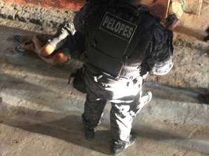 Homem é socorrido com vida depois de ser esfaqueado em rua de Joaquim Gomes