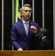 Rafael Brito cobra votação de projeto que cria política nacional de prevenção à violência em escolas