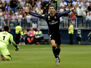 Superliga Europeia é anunciada com Florentino Pérez à frente e torcedores manifestam: 'Vergonha'