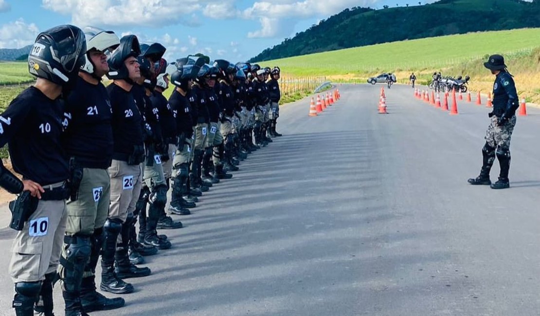 Policiais da Região Norte de Alagoas fazem estágio de motopatrulhamento