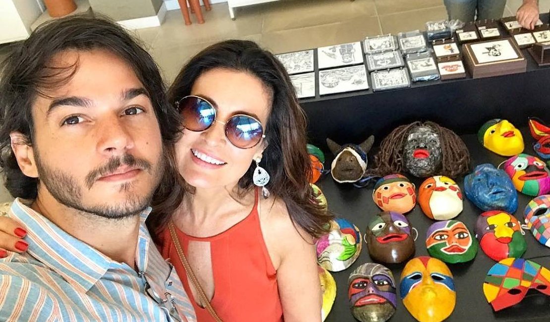 Fátima Bernardes é convocada por namorado: 'Vem logo minha papangua'