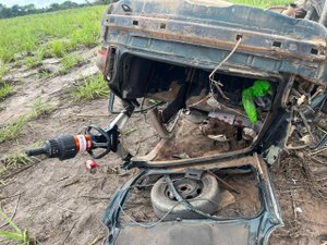 Carro capota e deixa seis pessoas feridas na AL-104, em Teotônio Vilela