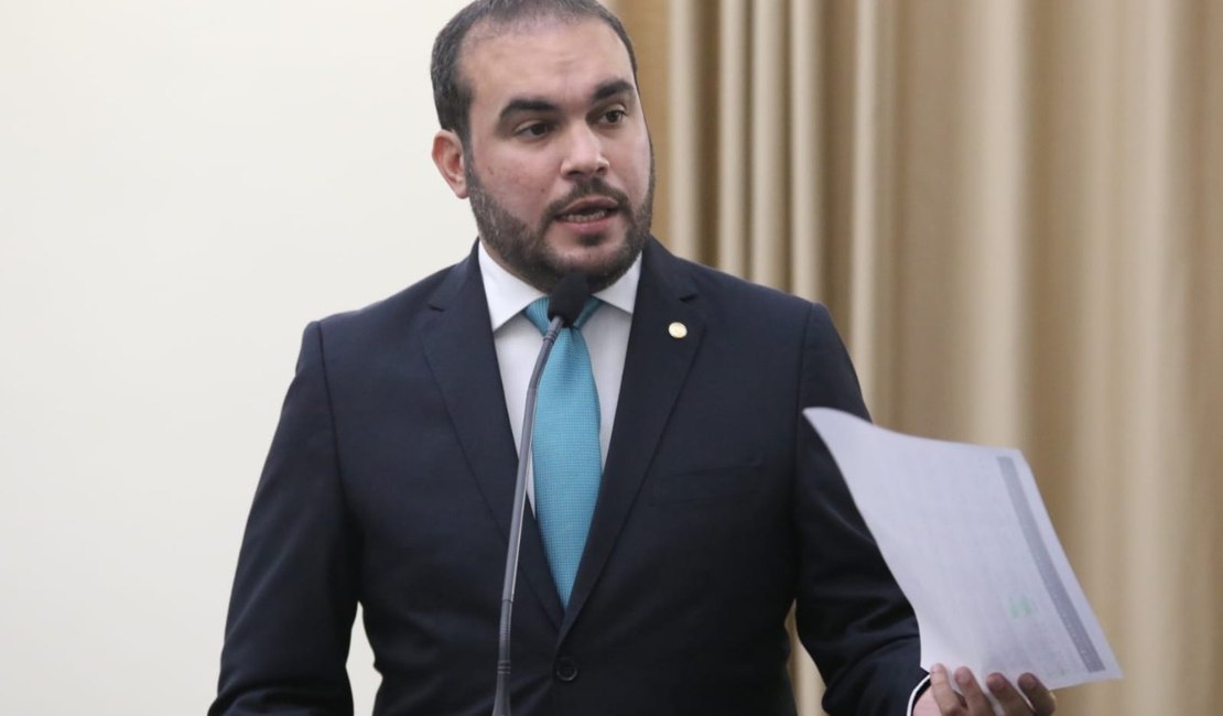 Davi Maia apresenta projeto de lei para alterar a lei dos concursos em Alagoas