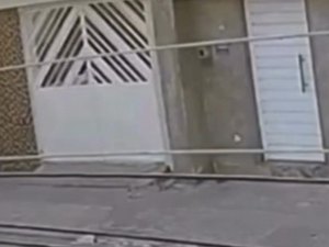 Mulher morre após ser atingida por marquise que desabou em Belo Jardim (PE)