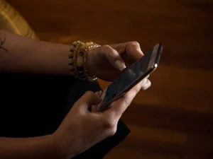 Anatel cobra R$ 500 por celular importado por empresa via Correios