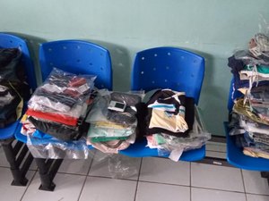 Polícia apreende quase 170 peças de roupas roubadas em Arapiraca