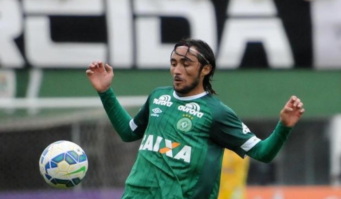 Apodi renova contrato com a Chapecoense