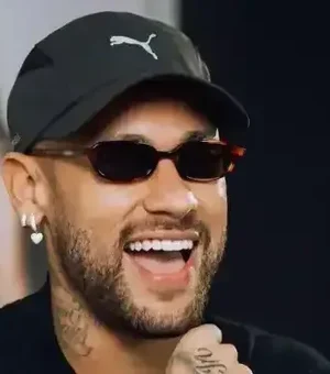 Neymar compra iate de R$ 120 milhões com heliponto e seis suítes