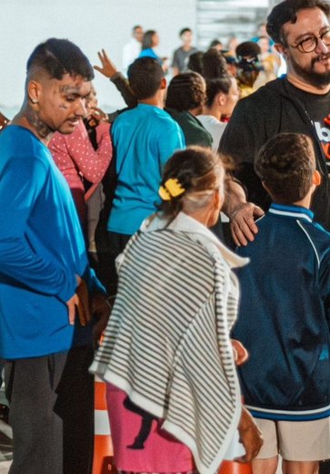 Família Vibrante realiza ação solidária que impacta Maceió com o projeto Vibra Social